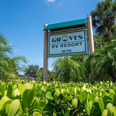 Groves Rv Resort Harlem Heights ภายนอก รูปภาพ