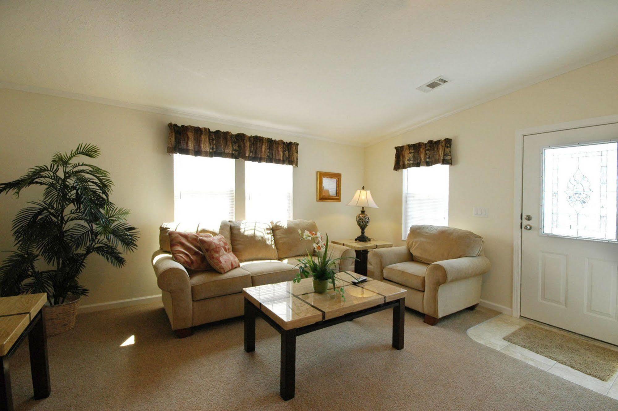 Groves Rv Resort Harlem Heights ภายนอก รูปภาพ