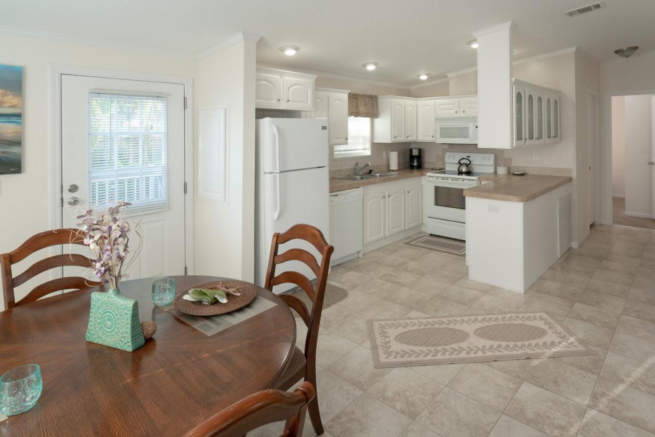 Groves Rv Resort Harlem Heights ภายนอก รูปภาพ