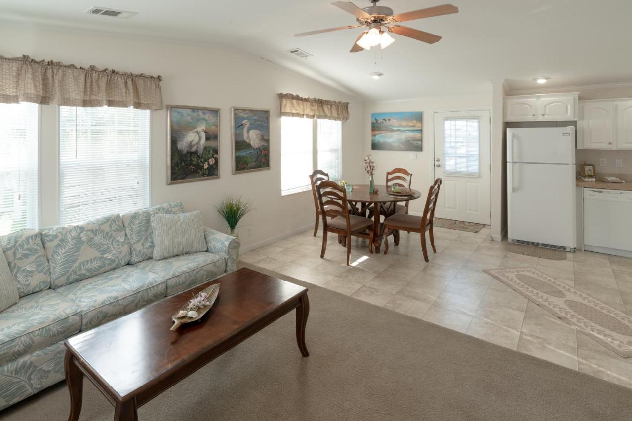 Groves Rv Resort Harlem Heights ภายนอก รูปภาพ