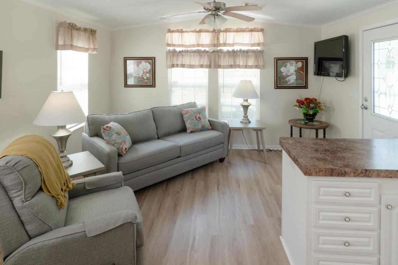 Groves Rv Resort Harlem Heights ภายนอก รูปภาพ